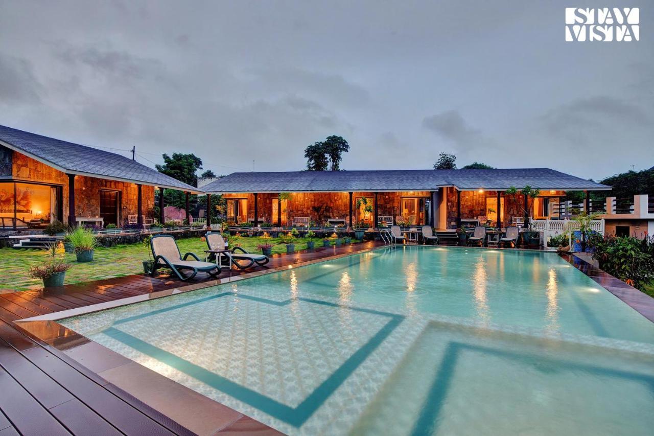Stayvista'S The Earthen Boutique - City Escape With Spacious Pool, Terrace, Lawn & Indoor-Outdoor Games Udaipur Exterior photo